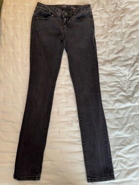 Skinny Women's authentic American Jeans in Washed Black